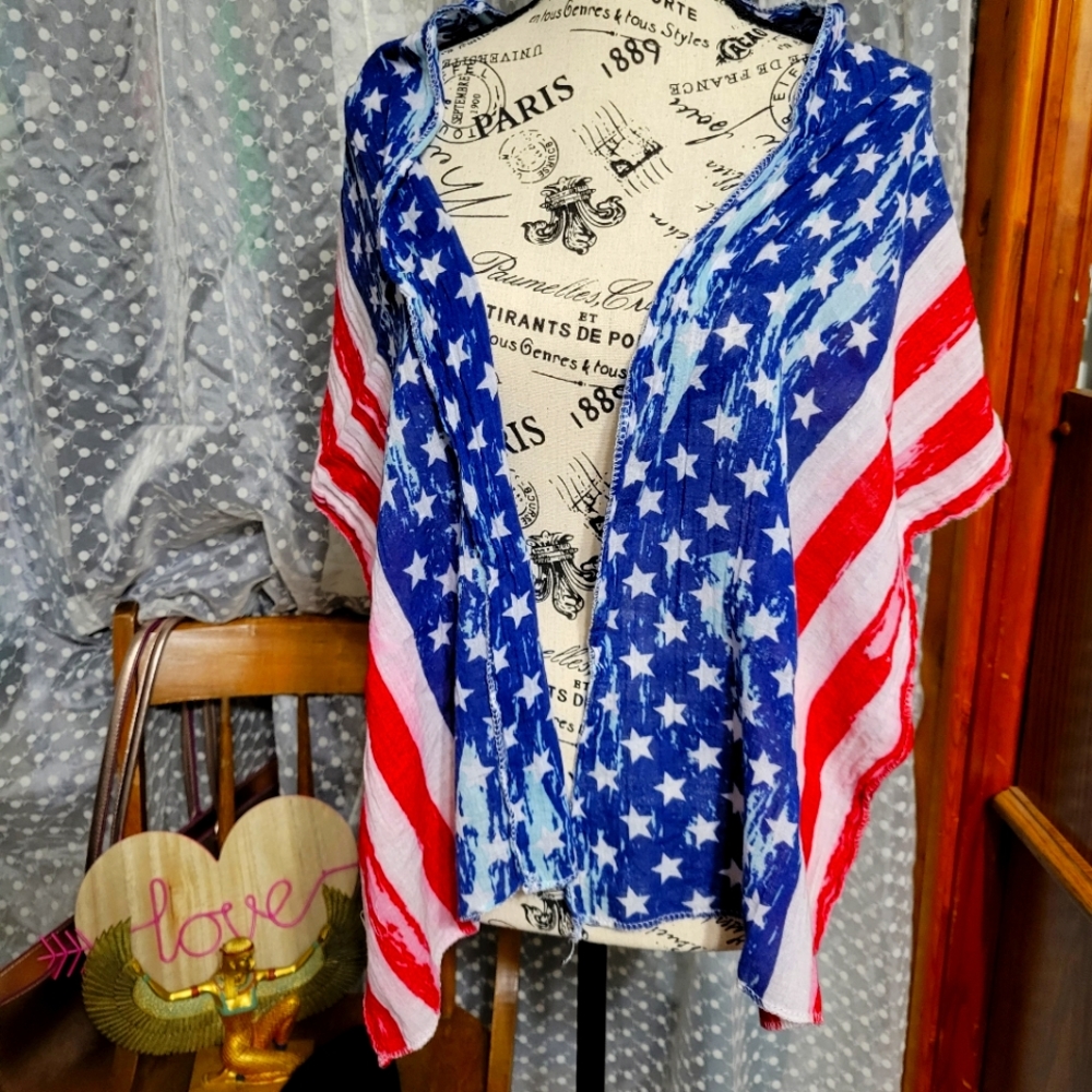 RED WHITE AND BLUE SCARF